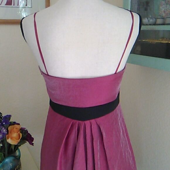 Max and Cleo Pink Short Formal - Picture 7 of 11